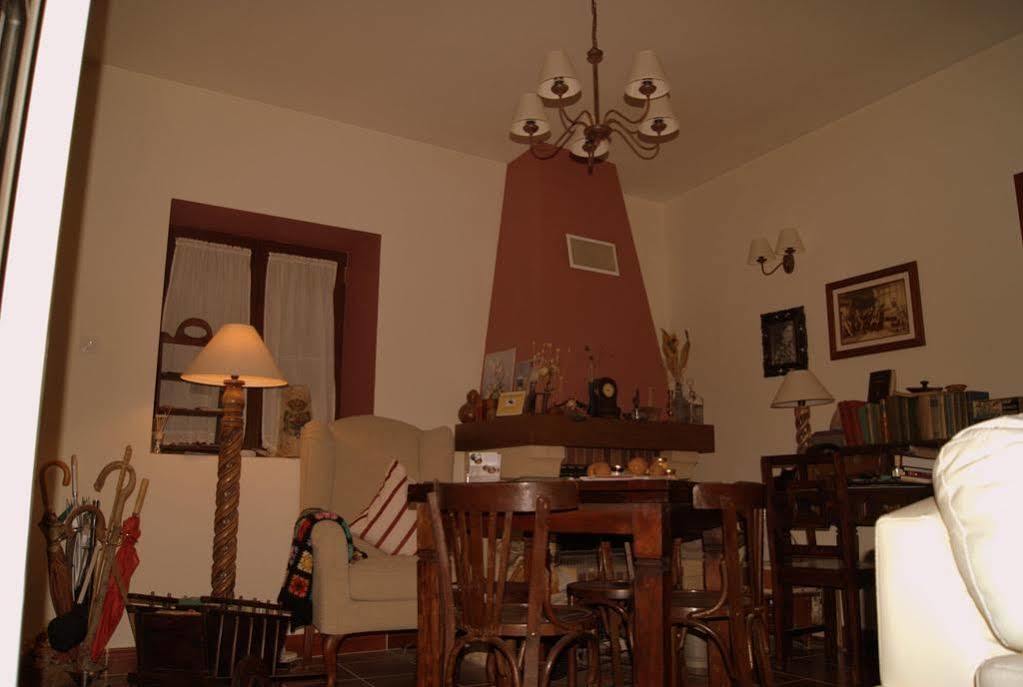 Casa Rural El Linaje De Los Cinco Sombreros Gallegos De San Vicente Luaran gambar